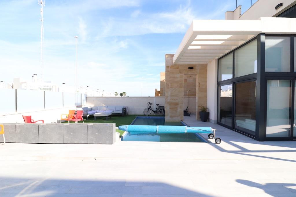 3 Bed Townhouse for sale in Lomas De Cabo Roig Costa Blanca, Alicante, Spain