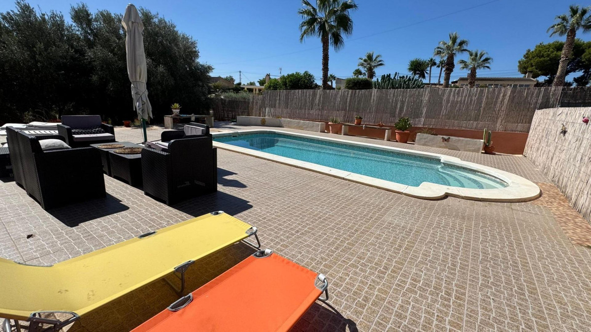 Se vende Finca - Cortijo de 6 dormitorios en Costa Blanca, Alicante, España