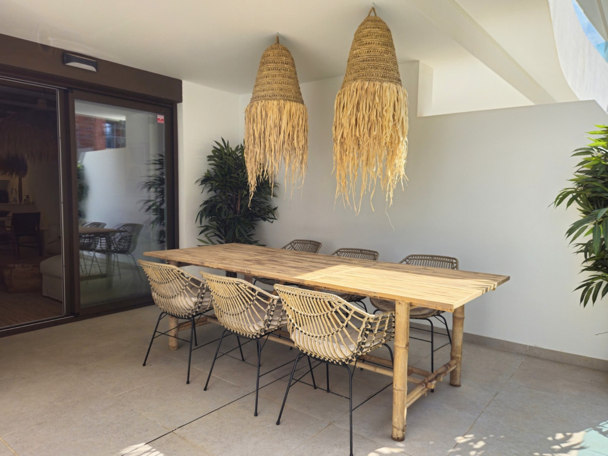 Se vende Apartamento Planta Baja de 2 dormitorios en Costa Blanca, Alicante, España