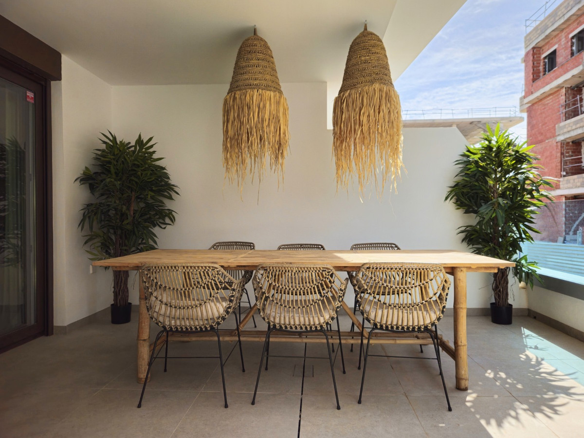 Se vende Apartamento Planta Baja de 2 dormitorios en Costa Blanca, Alicante, España