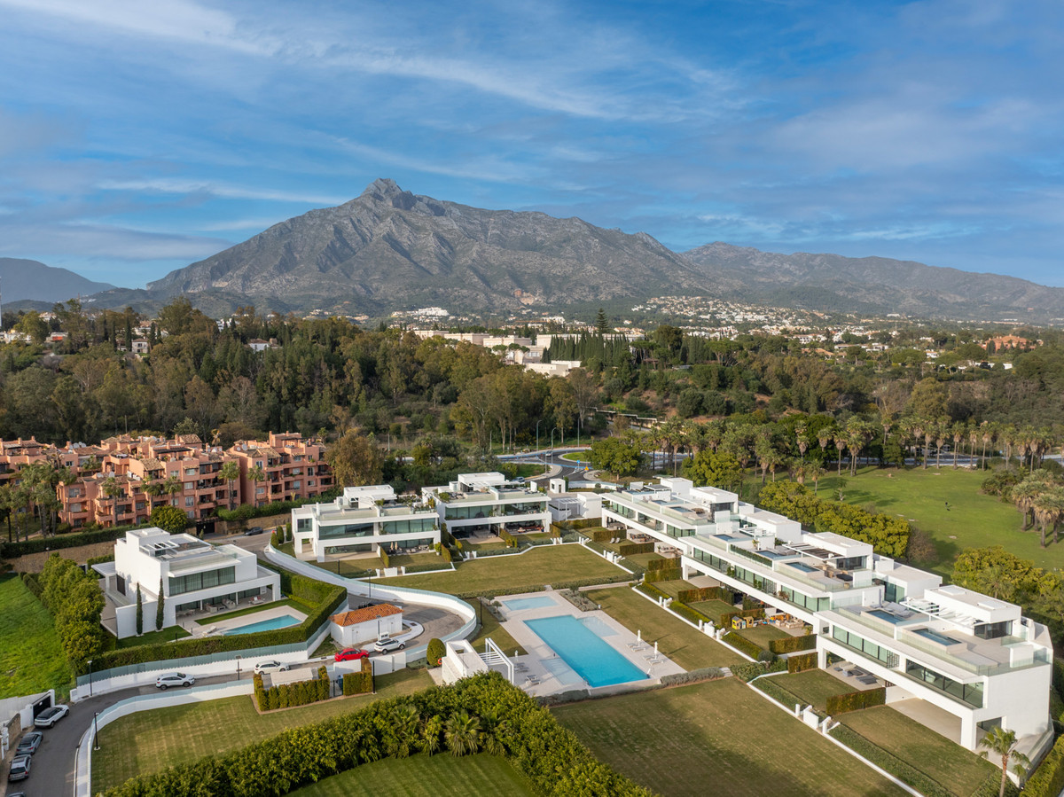 Se vende Pareada de 3 dormitorios en Costa Del Sol, Málaga, España