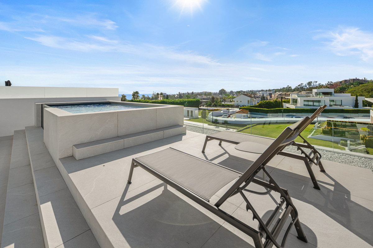 Se vende Pareada de 3 dormitorios en Costa Del Sol, Málaga, España