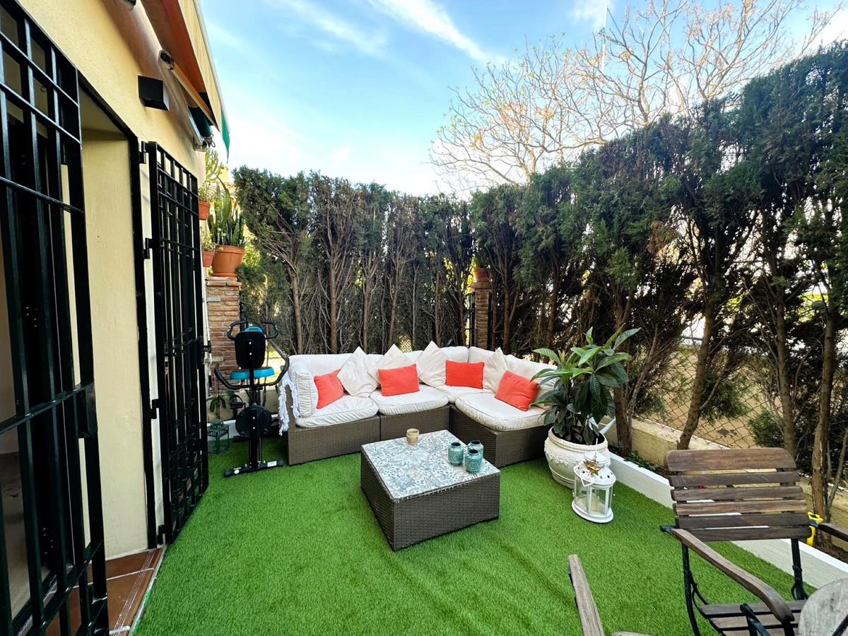2 Bed Apartment for sale in San Pedro De Alcántara Costa Del Sol, Málaga, Spain