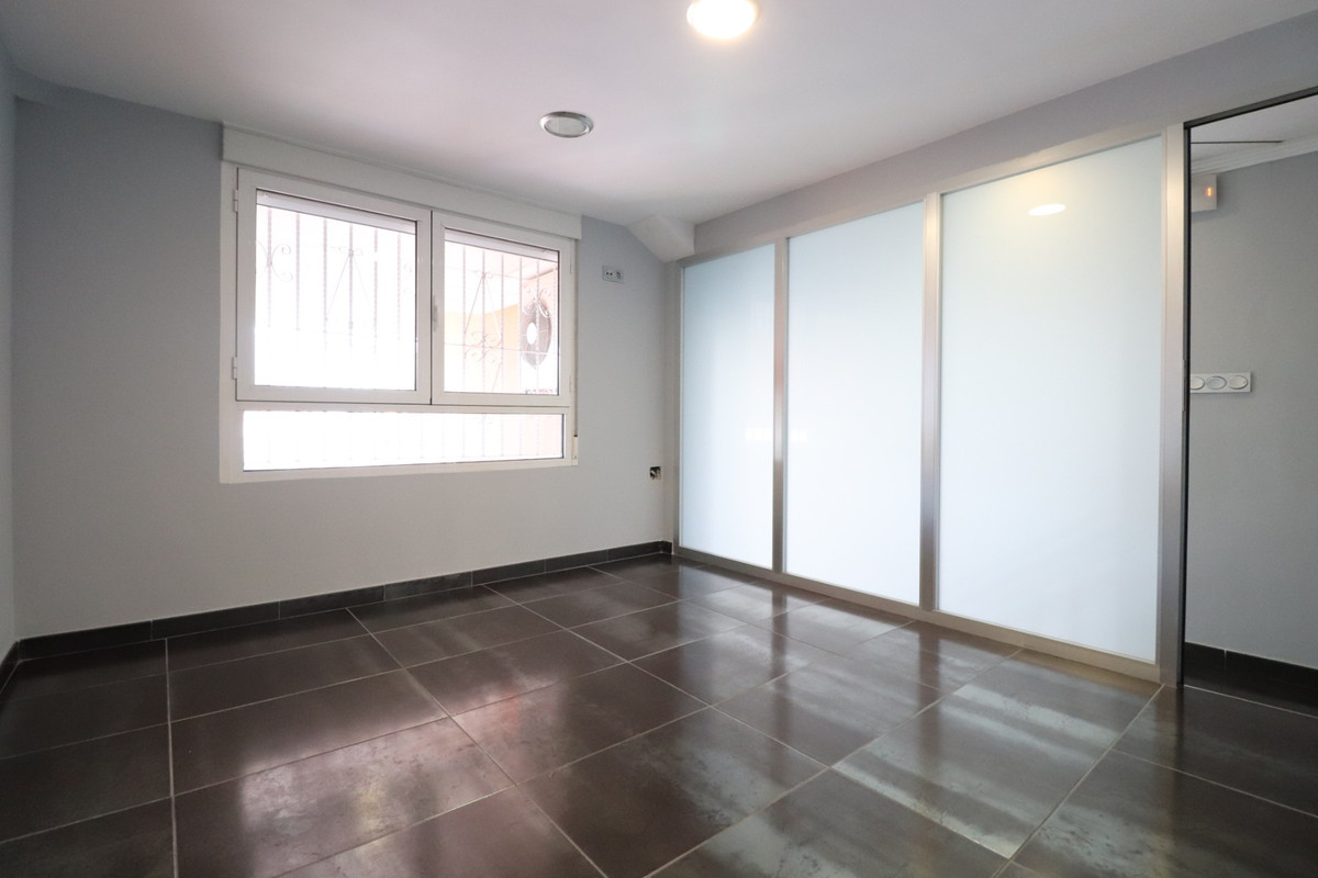 Se vende Otro  en Costa Blanca, Alicante, España