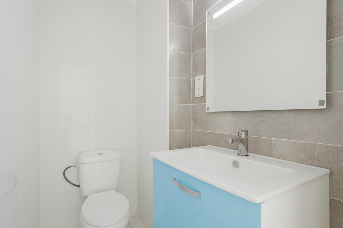 3 Bed Apartment for sale in Torrevieja Costa Blanca, Alicante, Spain