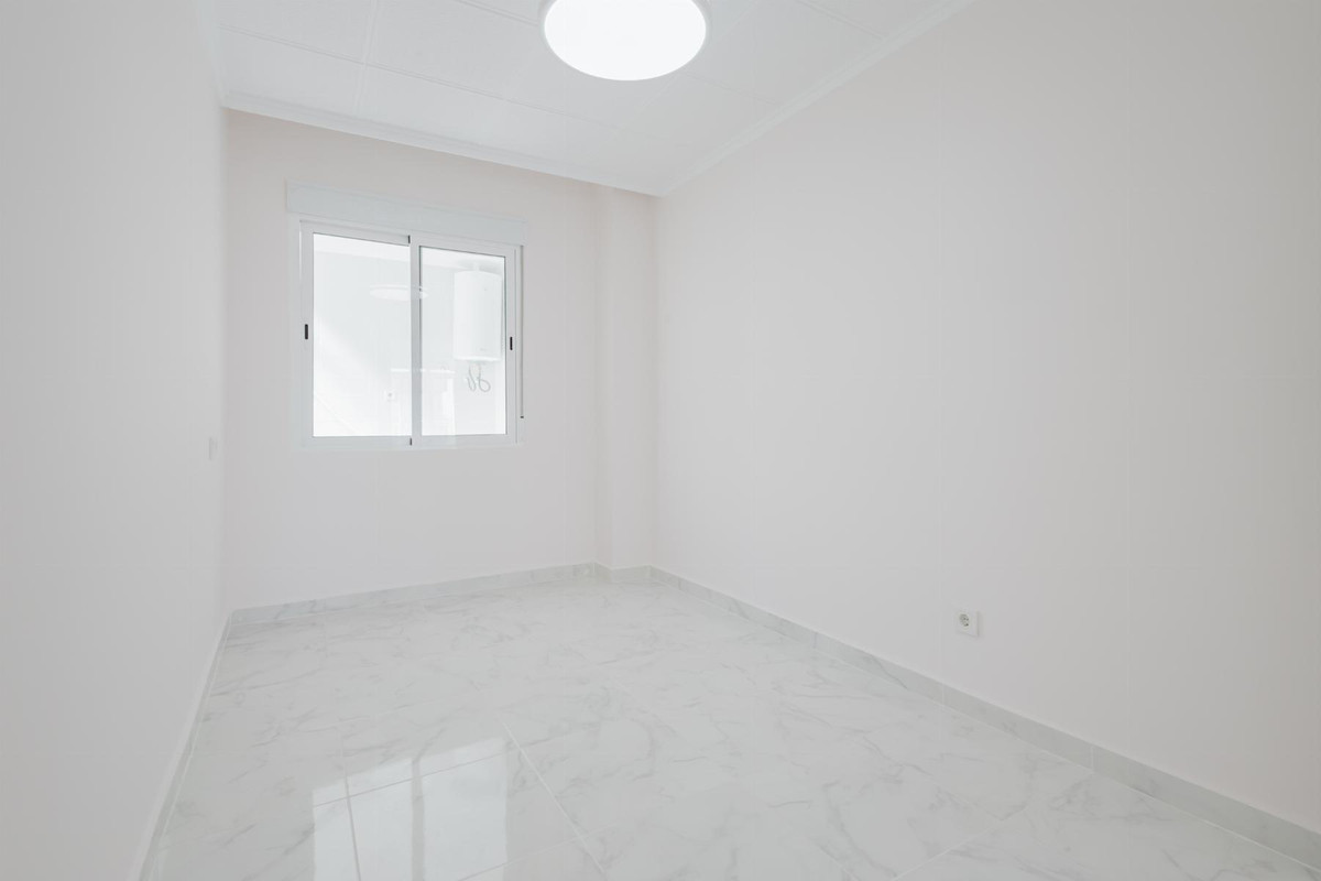 3 Bed Apartment for sale in Torrevieja Costa Blanca, Alicante, Spain