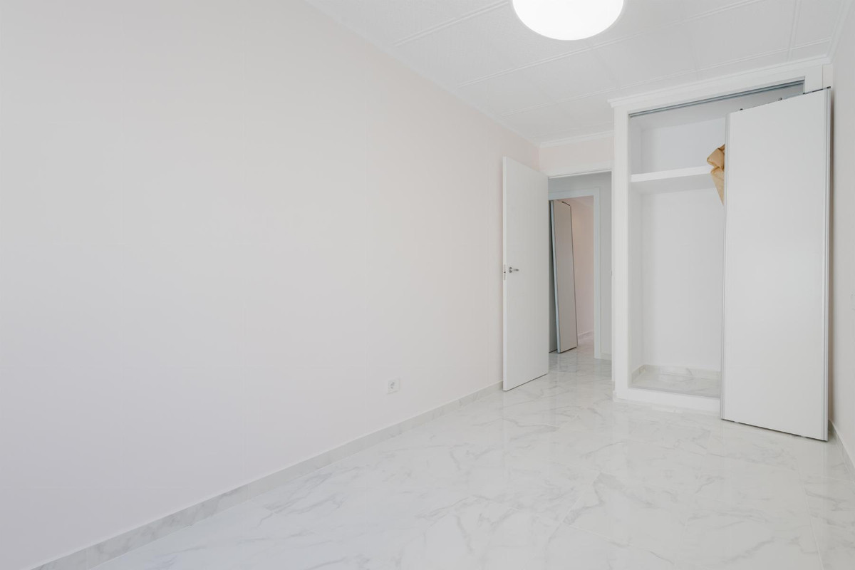3 Bed Apartment for sale in Torrevieja Costa Blanca, Alicante, Spain