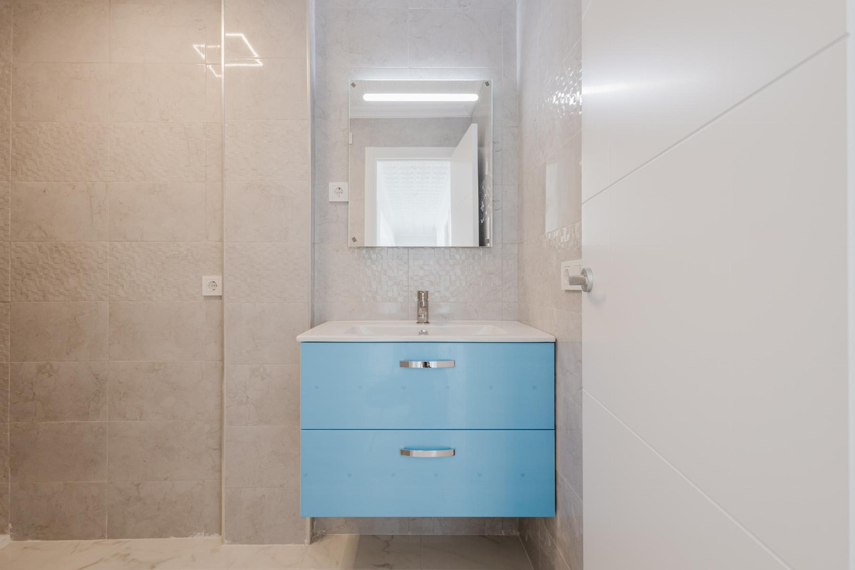 3 Bed Apartment for sale in Torrevieja Costa Blanca, Alicante, Spain