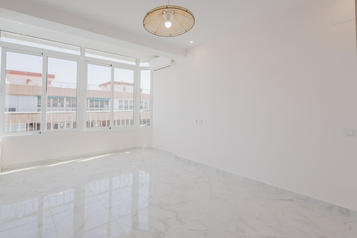 3 Bed Apartment for sale in Torrevieja Costa Blanca, Alicante, Spain