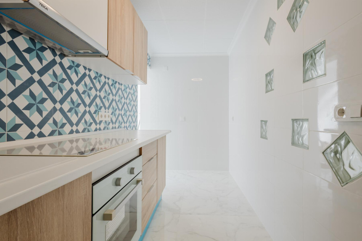 3 Bed Apartment for sale in Torrevieja Costa Blanca, Alicante, Spain