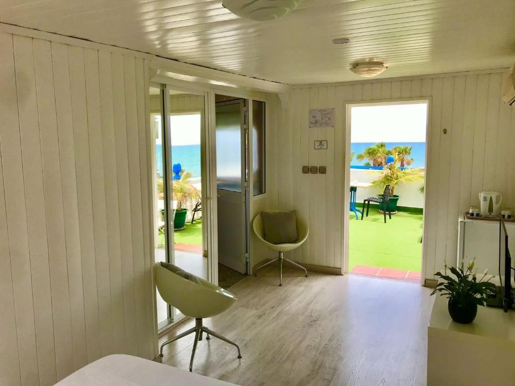 Se vende Hostal de 16 dormitorios en Costa Del Sol, Málaga, España