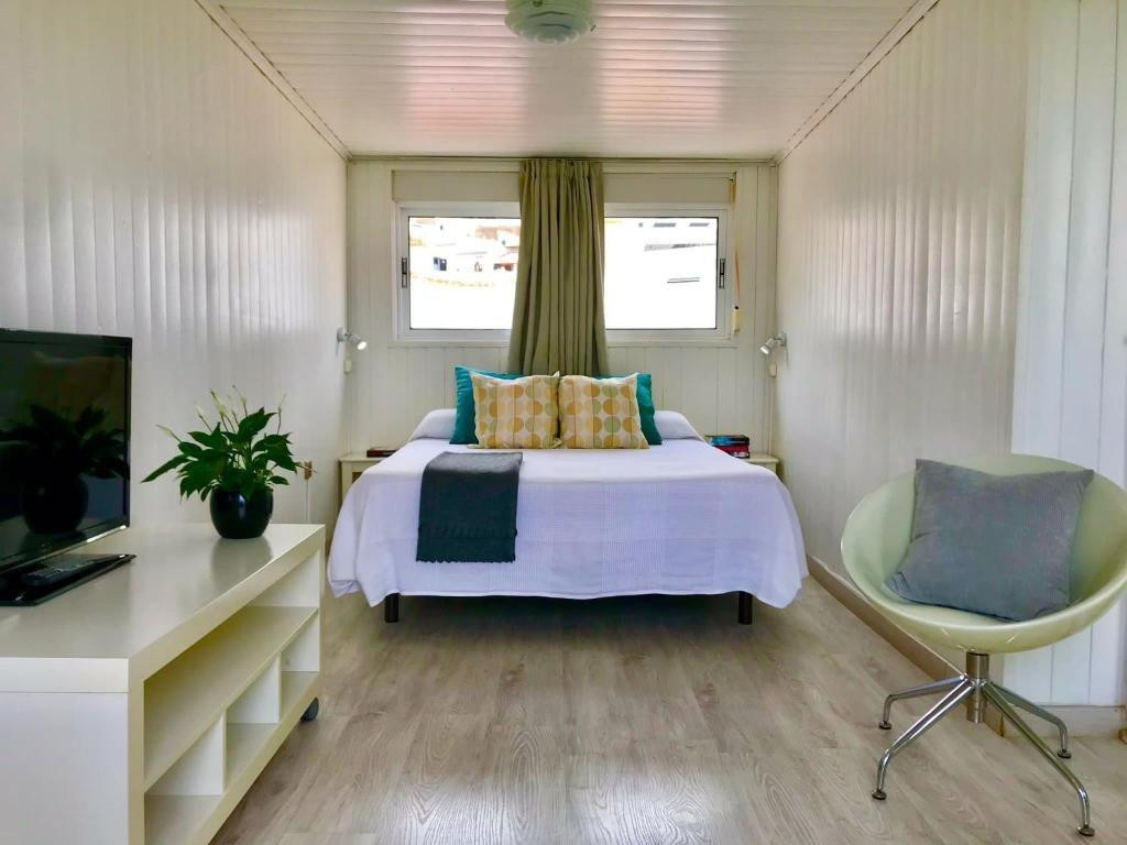 Se vende Hostal de 16 dormitorios en Costa Del Sol, Málaga, España