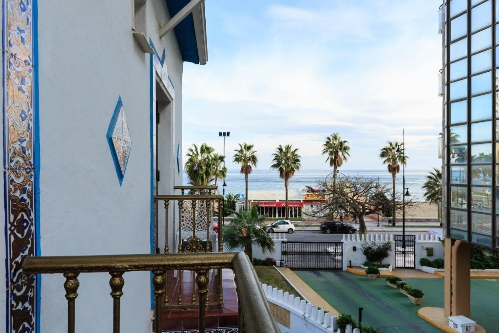 Se vende Hostal de 16 dormitorios en Costa Del Sol, Málaga, España