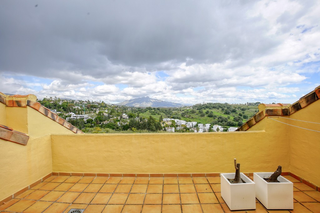 3 Bed Apartment for sale in Bel Air Costa Del Sol, Málaga, Spain