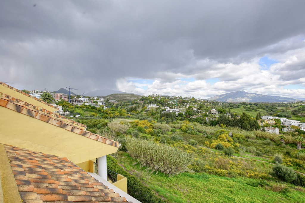 3 Bed Apartment for sale in Bel Air Costa Del Sol, Málaga, Spain