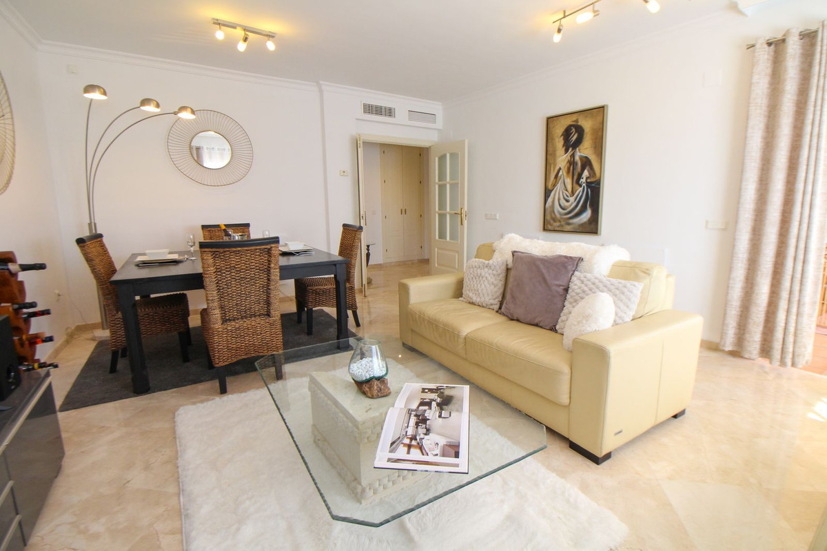 Se vende Apartamento Planta Baja de 2 dormitorios en Costa Del Sol, Málaga, España