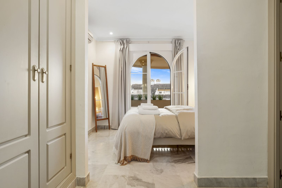Se vende Apartamento Planta Media de 2 dormitorios en Costa Del Sol, Málaga, España