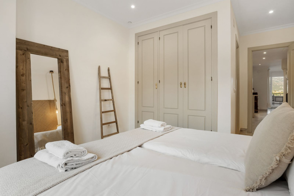 Se vende Apartamento Planta Media de 2 dormitorios en Costa Del Sol, Málaga, España