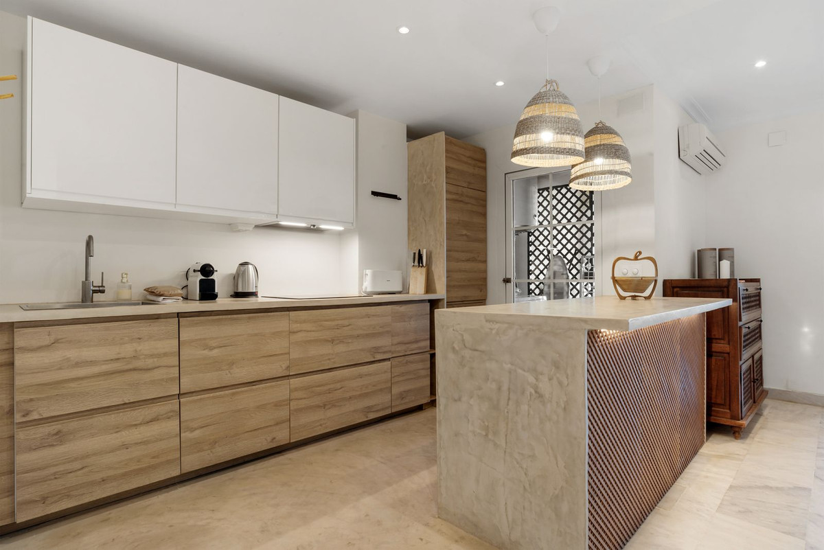 Se vende Apartamento Planta Media de 2 dormitorios en Costa Del Sol, Málaga, España