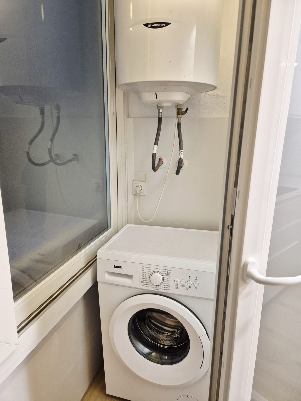 Se vende Apartamento Planta Media de 3 dormitorios en Costa Del Sol, Málaga, España