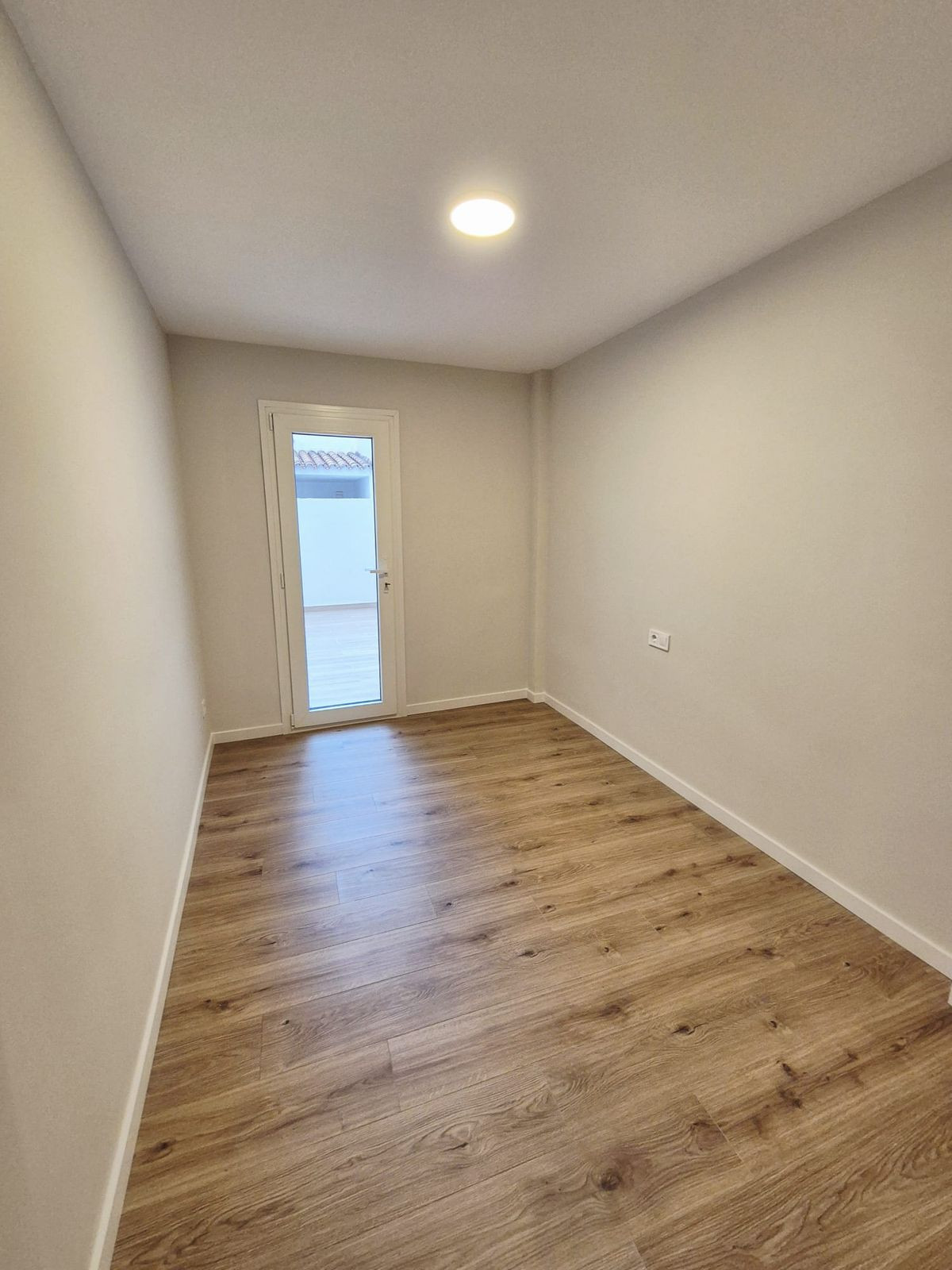 Se vende Apartamento Planta Media de 3 dormitorios en Costa Del Sol, Málaga, España