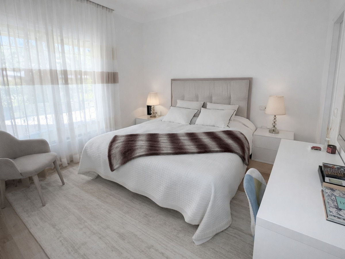 2 Bed Apartment for sale in Elviria Costa Del Sol, Málaga, Spain