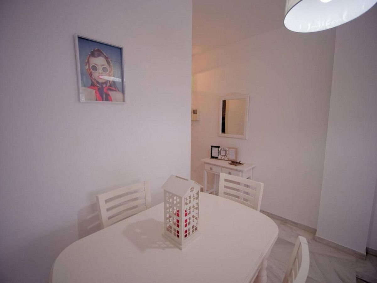 2 Bed Apartment for sale in Estepona Costa Del Sol, Málaga, Spain