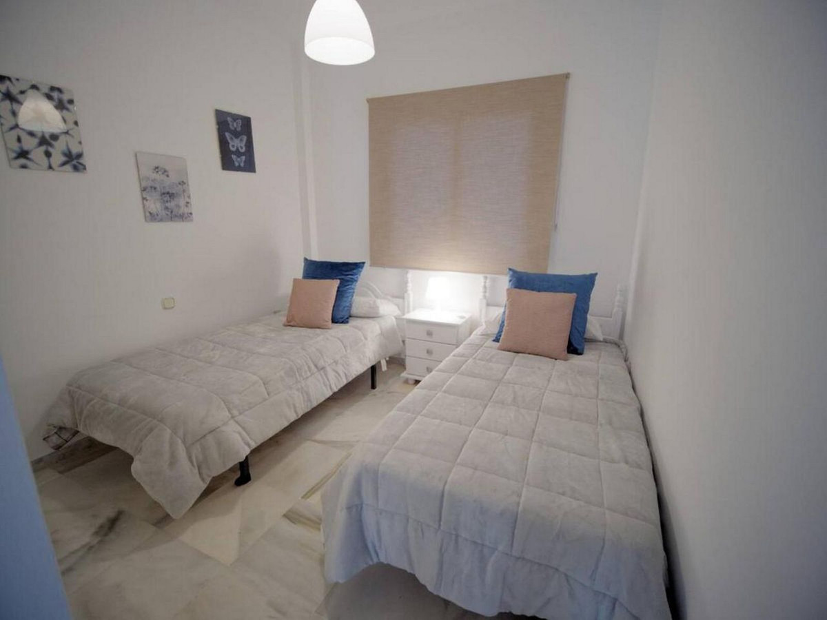 2 Bed Apartment for sale in Estepona Costa Del Sol, Málaga, Spain