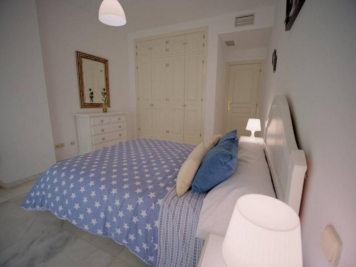 2 Bed Apartment for sale in Estepona Costa Del Sol, Málaga, Spain