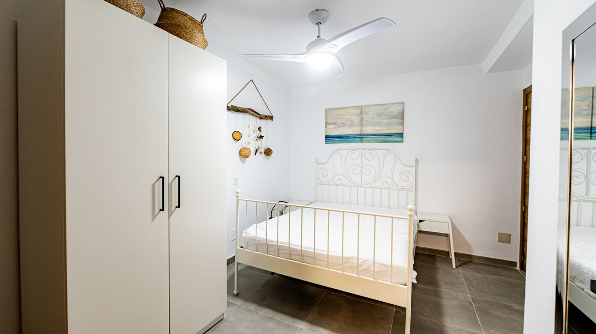 Se vende Villa - Chalet de 3 dormitorios en Costa Del Sol, Málaga, España