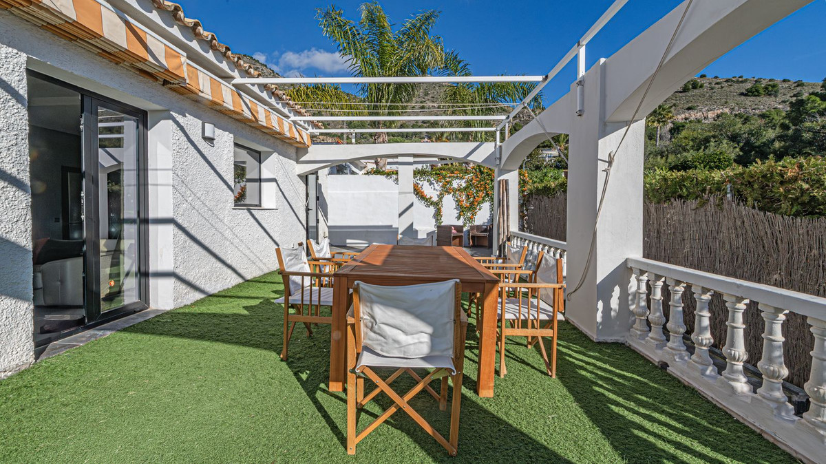 Se vende Villa - Chalet de 3 dormitorios en Costa Del Sol, Málaga, España