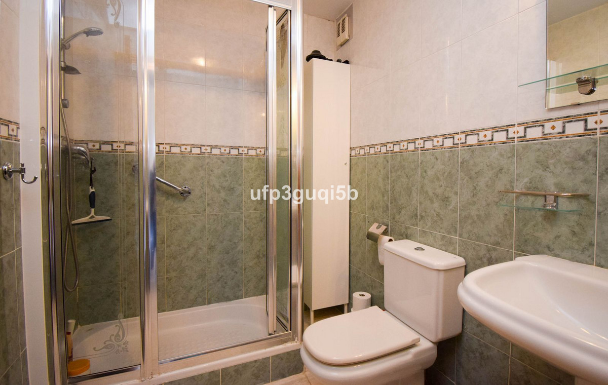 Se vende Apartamento Planta Media de 1 dormitorios en Costa Del Sol, Málaga, España