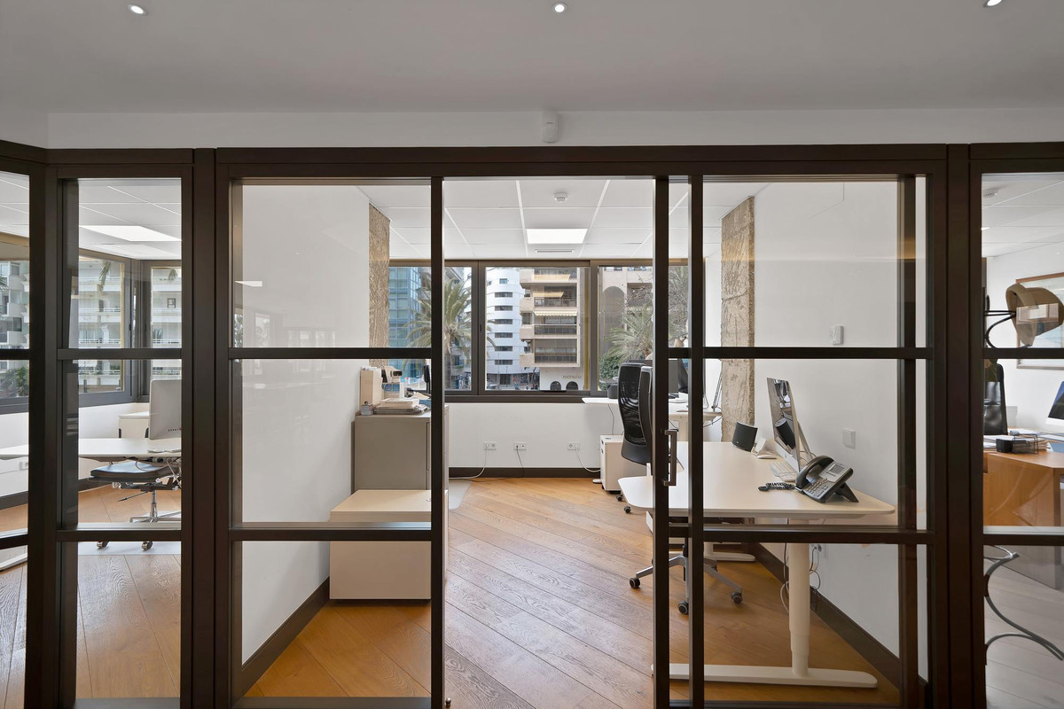 Se vende Oficina  en Costa Del Sol, Málaga, España