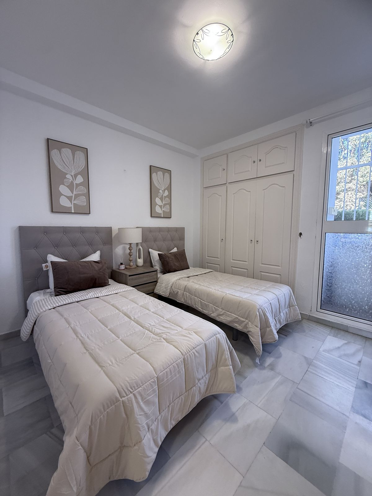 Se vende Apartamento Planta Baja de 2 dormitorios en Costa Del Sol, Málaga, España