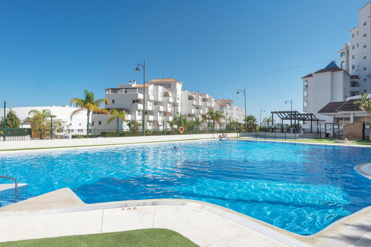 2 Bed Apartment for sale in Estepona Costa Del Sol, Málaga, Spain