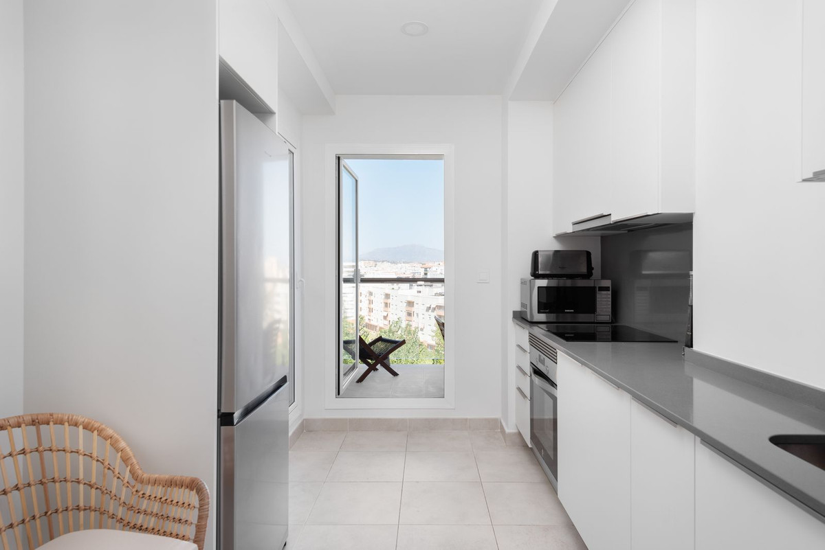 2 Bed Apartment for sale in Estepona Costa Del Sol, Málaga, Spain