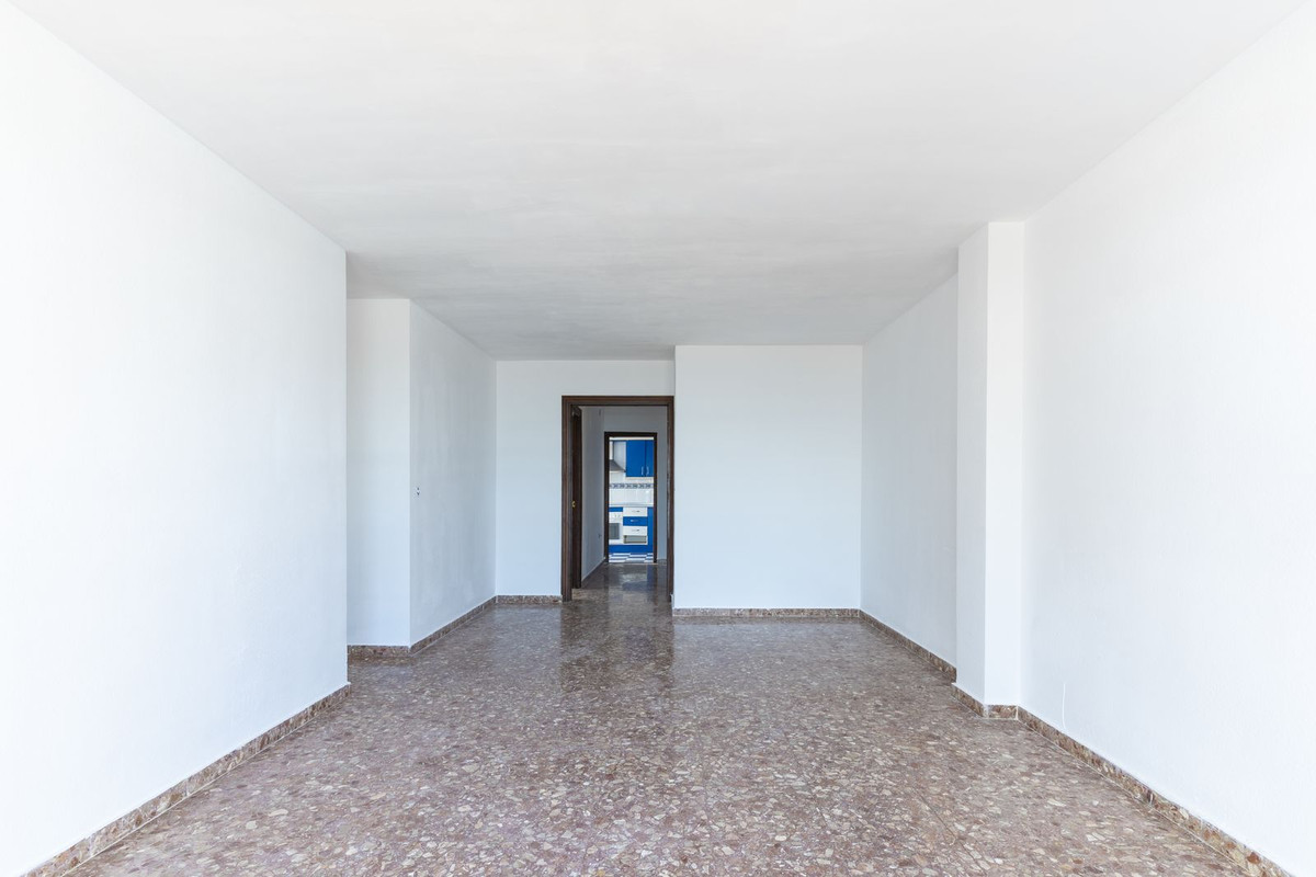 4 Bed Apartment for sale in San Luis De Sabinillas Costa Del Sol, Málaga, Spain