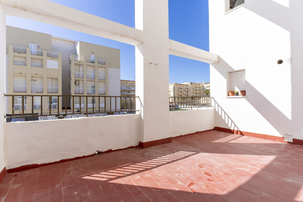 4 Bed Apartment for sale in San Luis De Sabinillas Costa Del Sol, Málaga, Spain