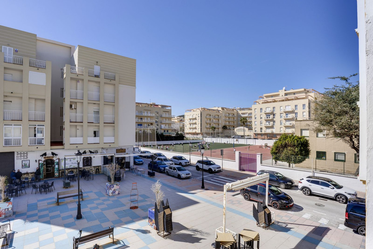 4 Bed Apartment for sale in San Luis De Sabinillas Costa Del Sol, Málaga, Spain