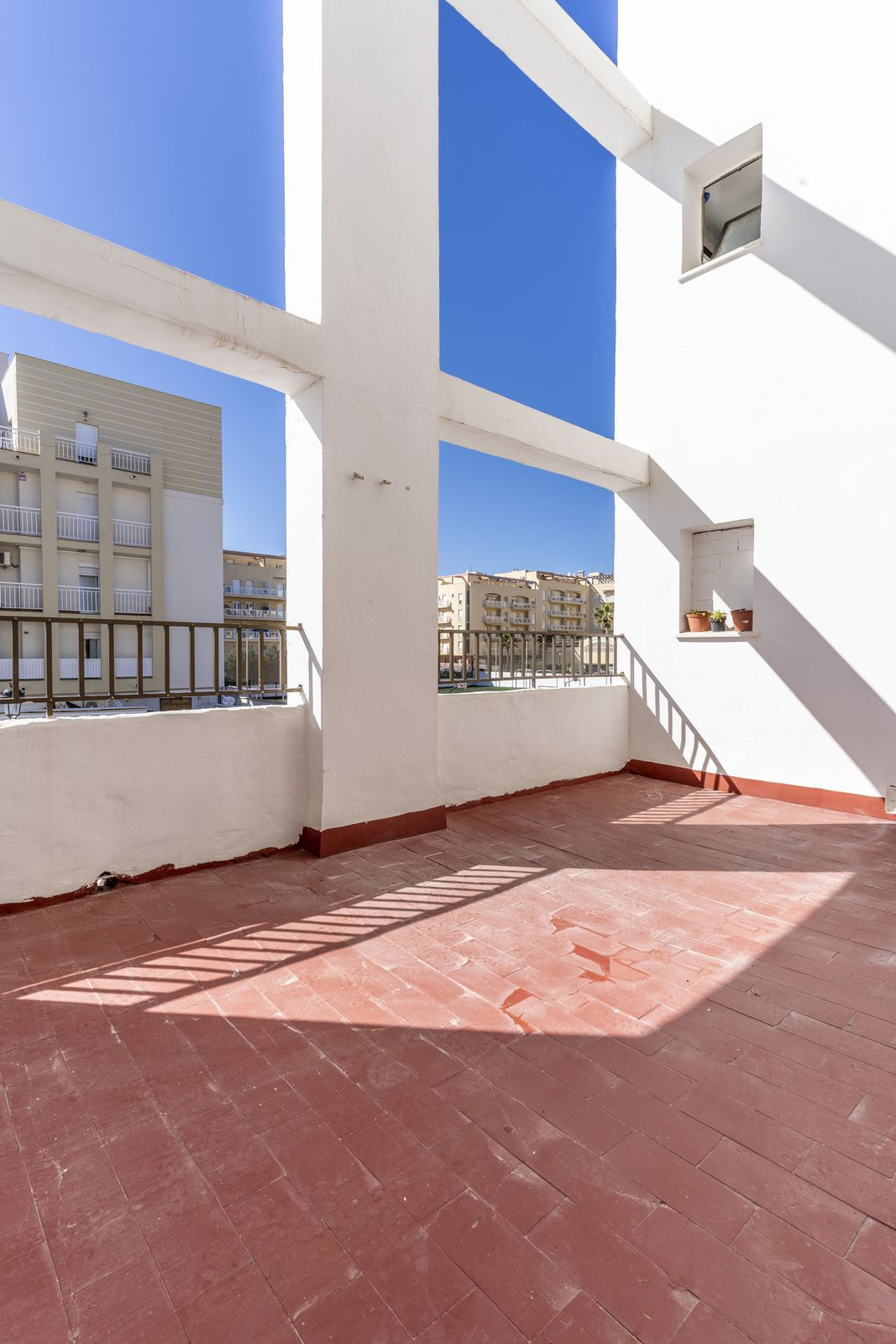 4 Bed Apartment for sale in San Luis De Sabinillas Costa Del Sol, Málaga, Spain