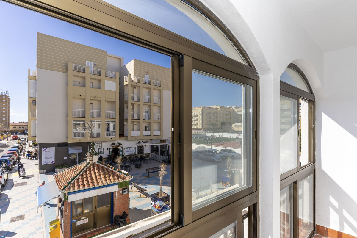 4 Bed Apartment for sale in San Luis De Sabinillas Costa Del Sol, Málaga, Spain