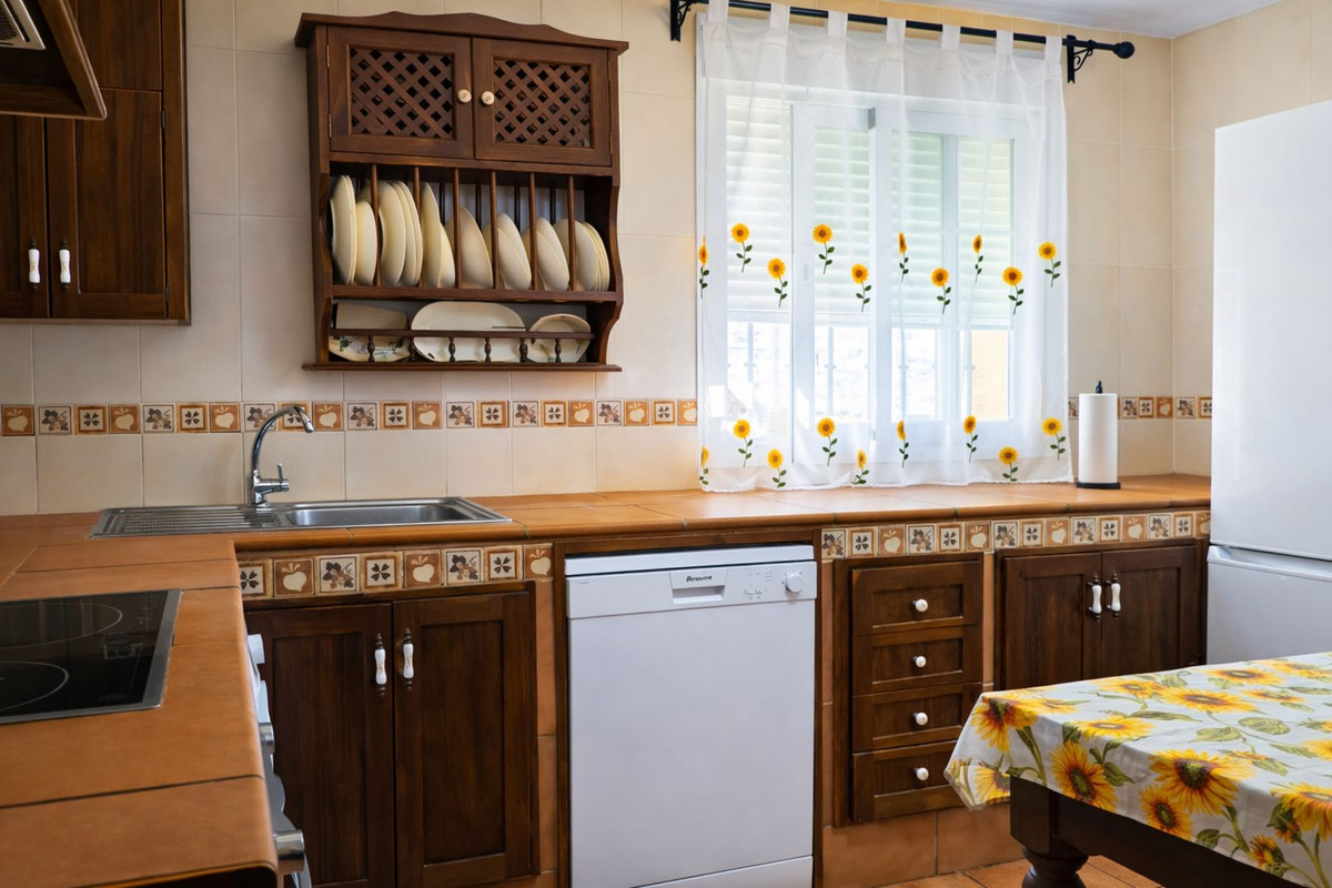 Se vende Adosada de 3 dormitorios en Costa Del Sol, Cadiz, España