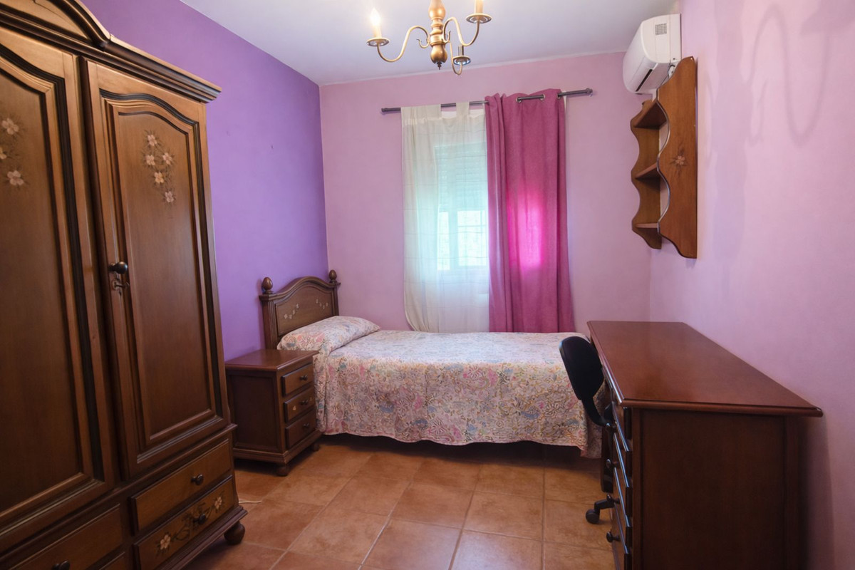 Se vende Adosada de 3 dormitorios en Costa Del Sol, Cadiz, España