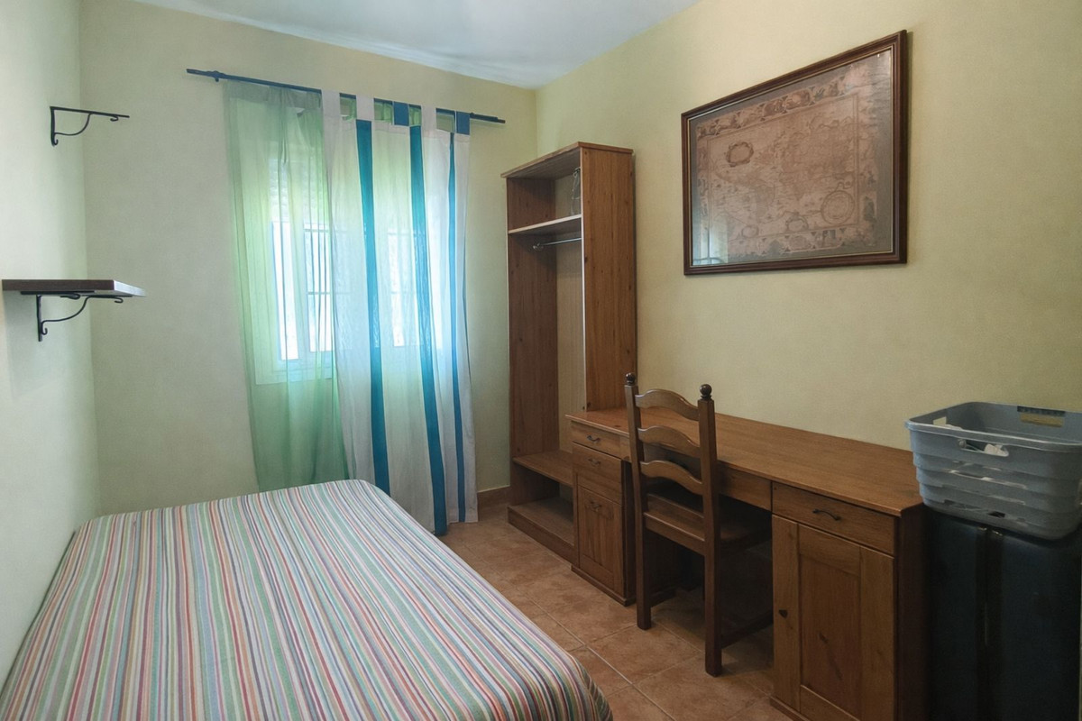 Se vende Adosada de 3 dormitorios en Costa Del Sol, Cadiz, España