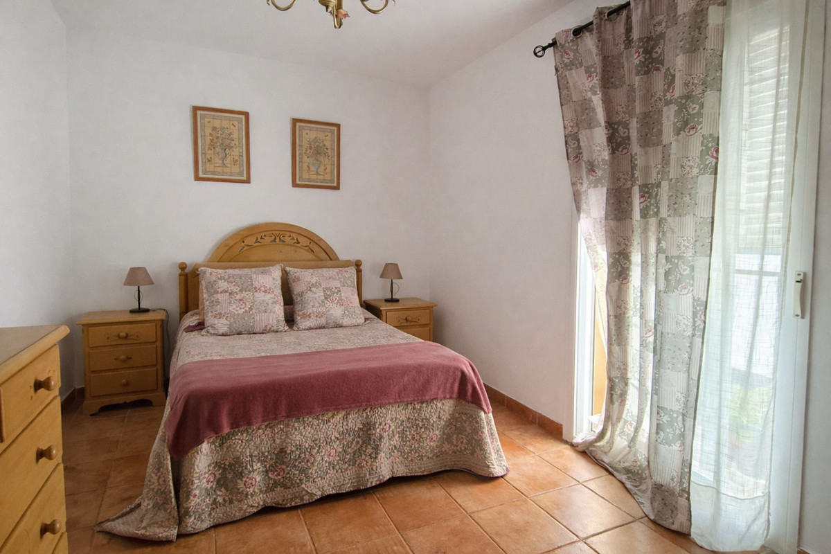 Se vende Adosada de 3 dormitorios en Costa Del Sol, Cadiz, España