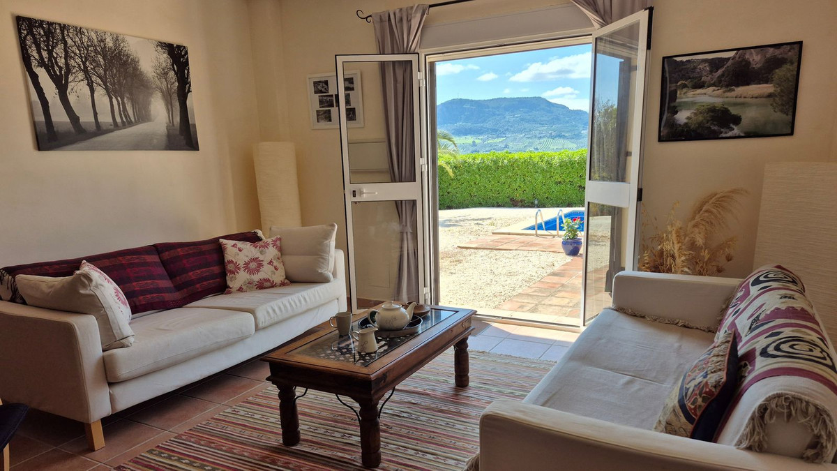 4 Bed Townhouse for sale in Alora Costa Del Sol, Málaga, Spain