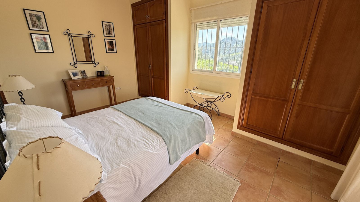 4 Bed Townhouse for sale in Alora Costa Del Sol, Málaga, Spain