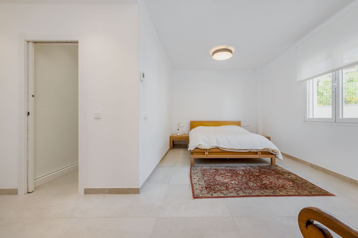 2 Bed Apartment for sale in Benalmadena Costa Costa Del Sol, Málaga, Spain