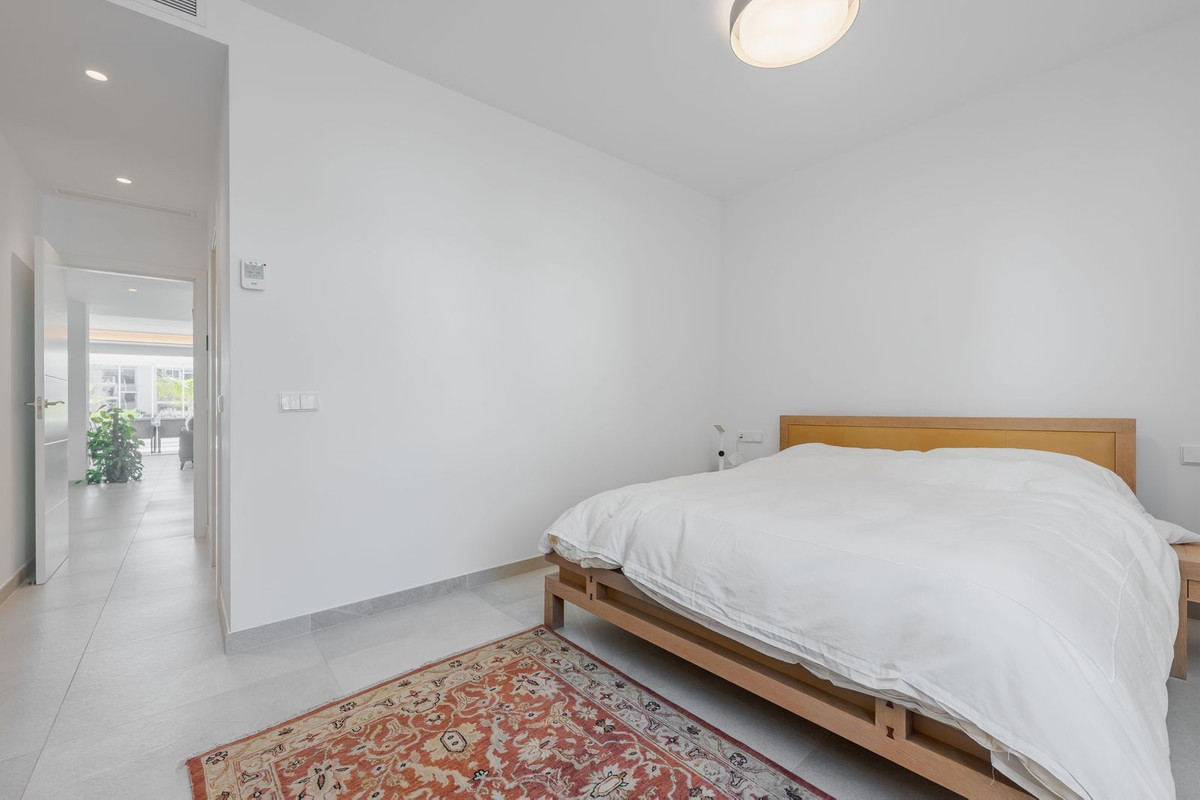2 Bed Apartment for sale in Benalmadena Costa Costa Del Sol, Málaga, Spain