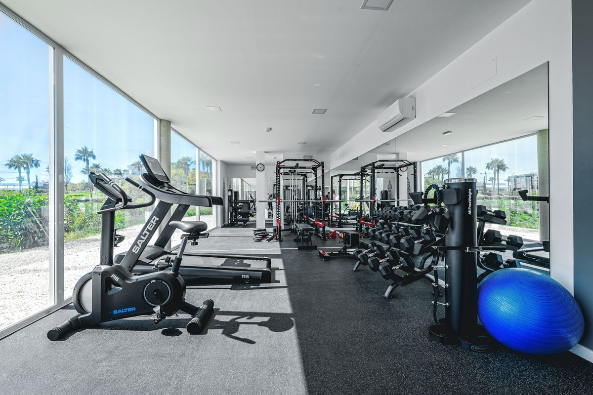 2 Bed Apartment for sale in Benalmadena Costa Costa Del Sol, Málaga, Spain